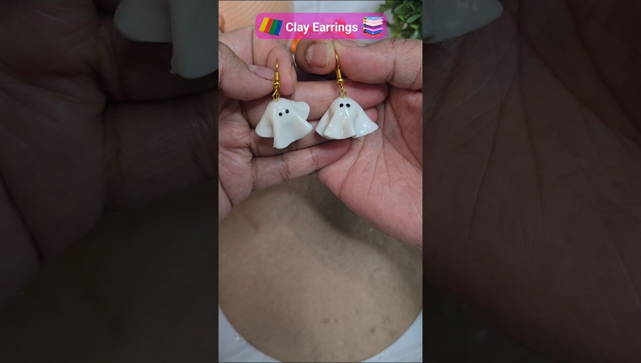 DIY Ghost Earrings #diy #cutecrafts #craft #crafts #pimple #thingstodo #papercraft #craftopia