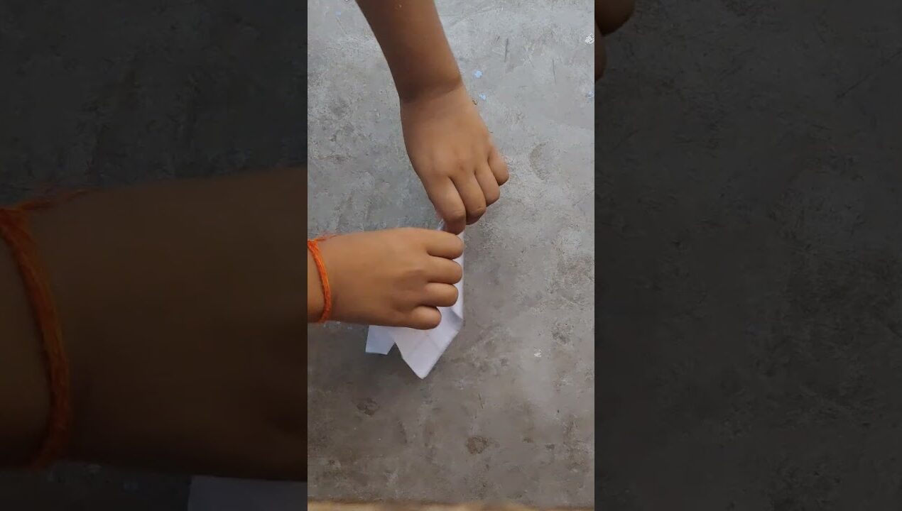 paper plane #diy #craft #paper #paperairplane #tutorial #papercraft