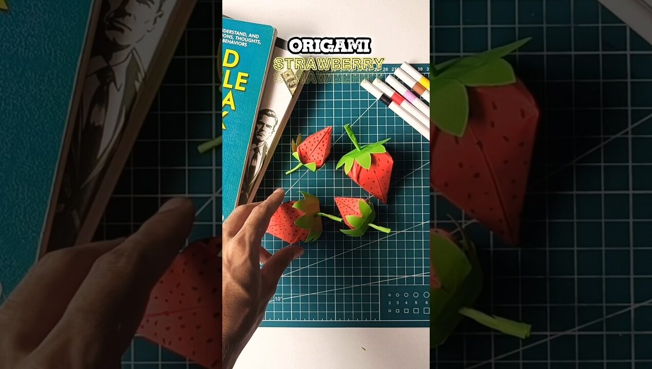 HOW TO MAKE PAPER STRAWBERRY 🍓|| EASY DIY CRAFTS IDEAS 💡😜#diy #paper #short #easy #craft #tutorial