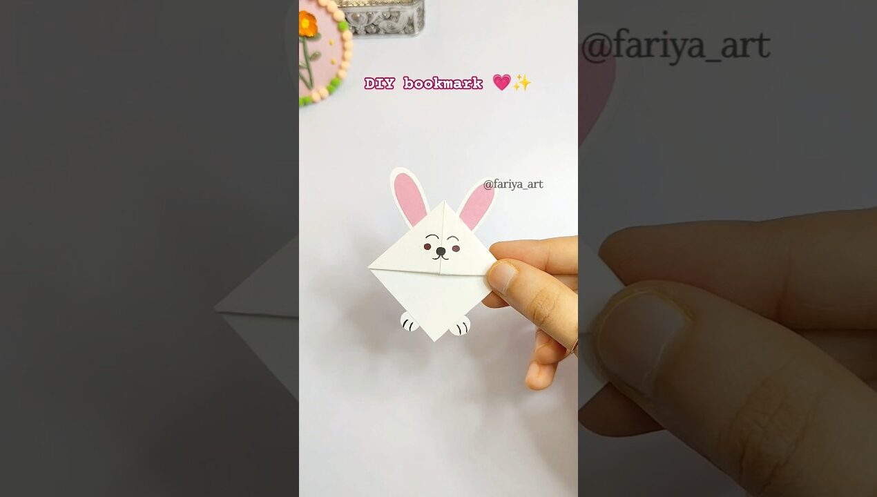 DIY cute bookmark 🌸✨ #relatable #aesthetic #diy #trending #viralvideos #fypシ