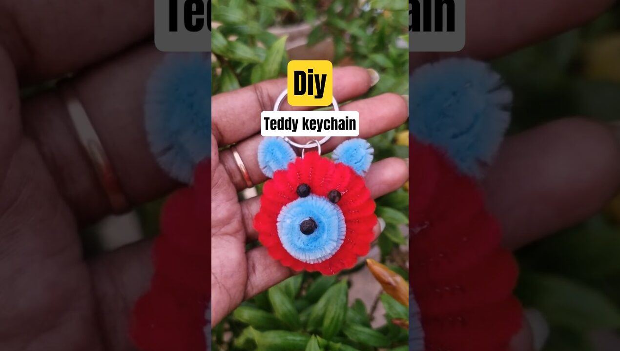 DIY Teddy Bear Keychain 🧸✨ Easy Handmade Gift Idea #teddybear #keychaindiy #diycrafts #youtubeshorts