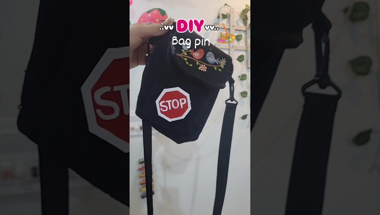DIY bag pin 👩‍🎨🎨😊🎀#youtube #youtubeshorts #ytshorts #shorts #diyideas #tutorial #viralshort #viral