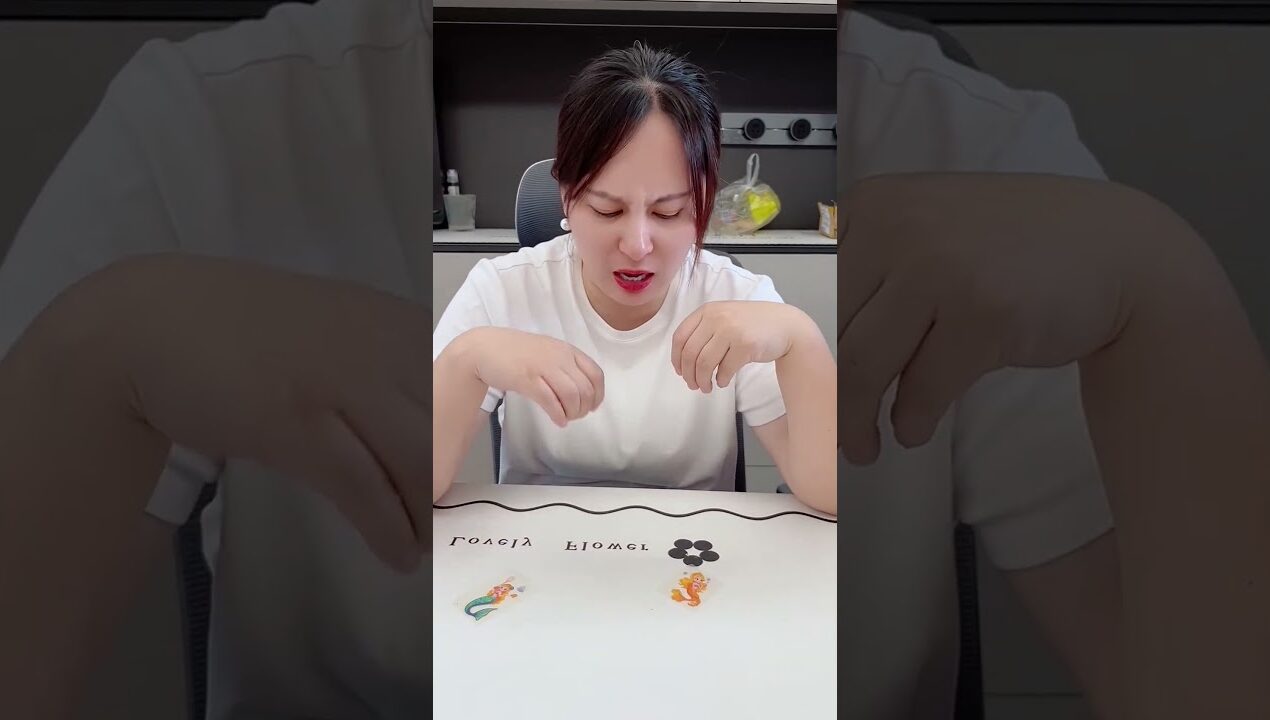 Cute Doll Stickers 😱 Perfect Hand Design! #trending #craft #viral #diy #ytshorts #lifehacks #art