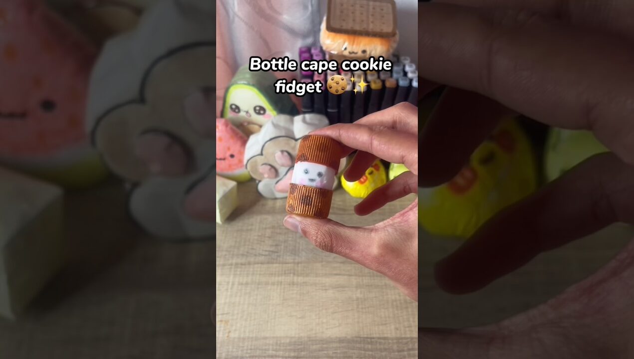 Diy Bottle cap cookie fidget 🍪 #diy #papercrafts #cute #diycrafts #fidget #diyideas