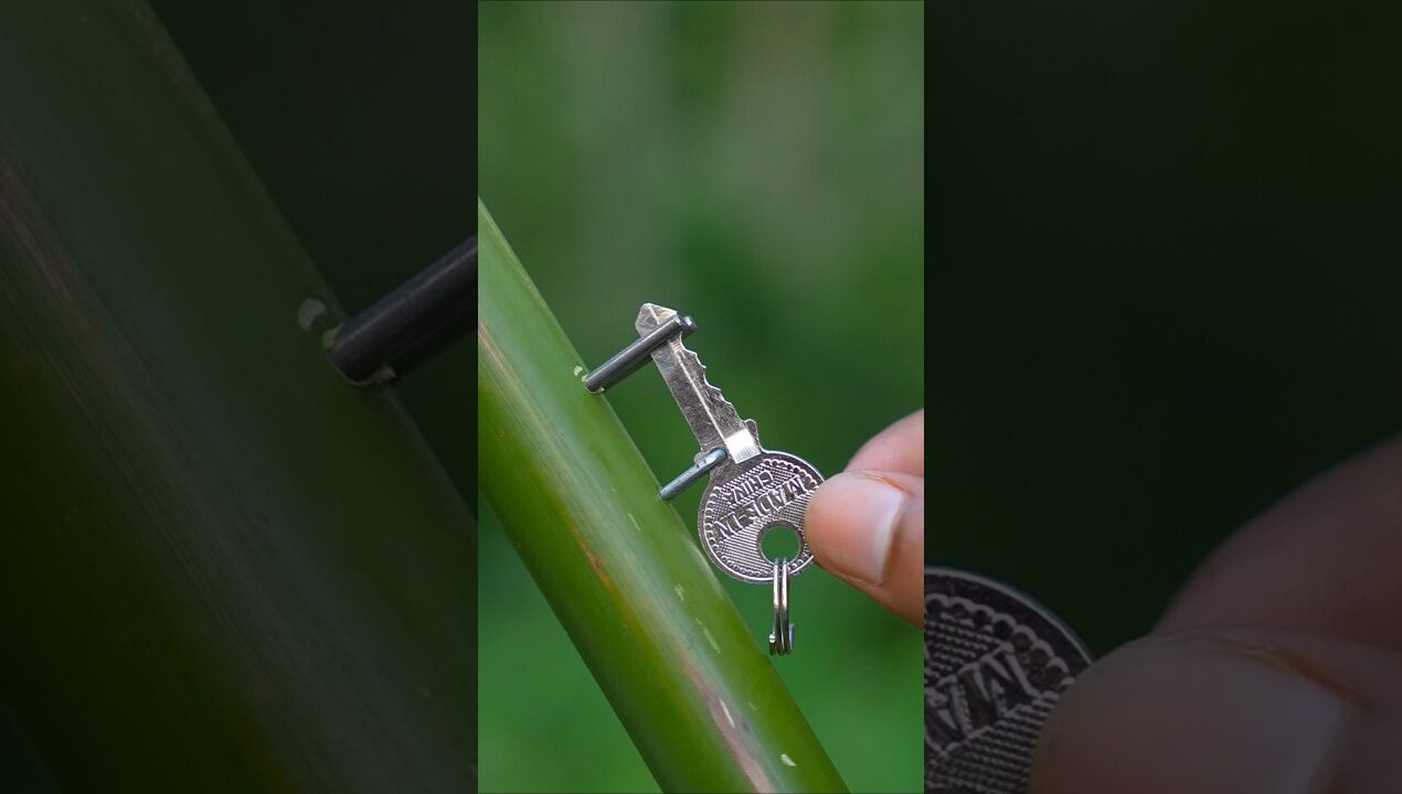 Key and steel ball creations with Bamboo stick toys #Craft #Diy #Toys #Handcraft