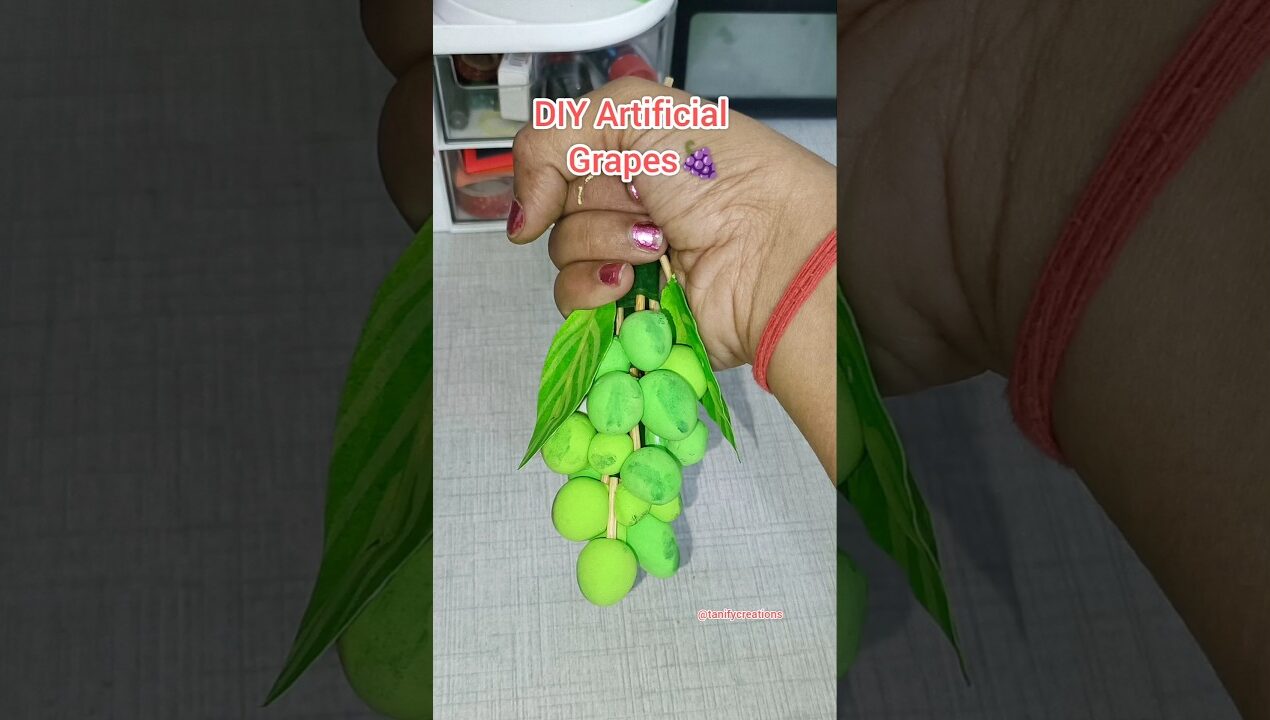 DIY Artificial Grapes🍇|Amazing Clay Art|#diy #art #craft #shortsfeed #handmade #paper #yt #viral