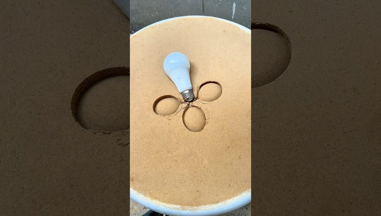 #art #metal #shorts #satisfying #amazing #diy Triple Spoon Spinner Metal Casting