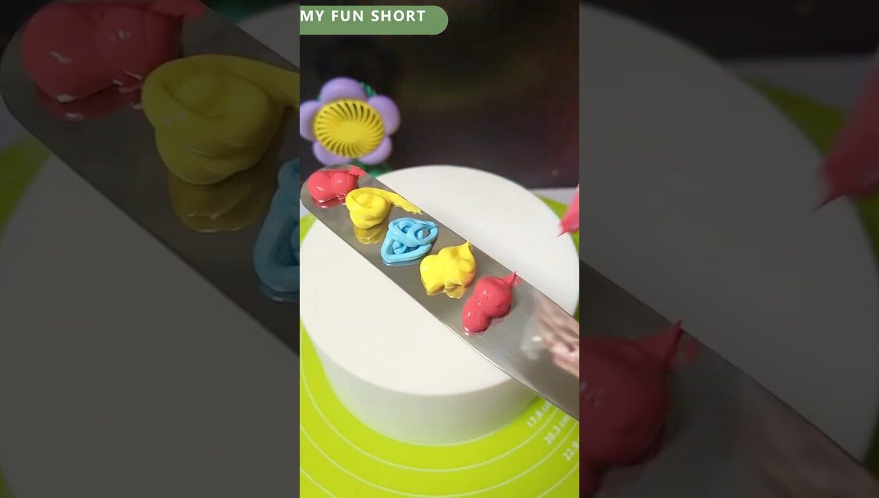 Creative cake design #cake #cakedecorating #cakedesign #lifehacks  #diy #ideas #funny #shorts
