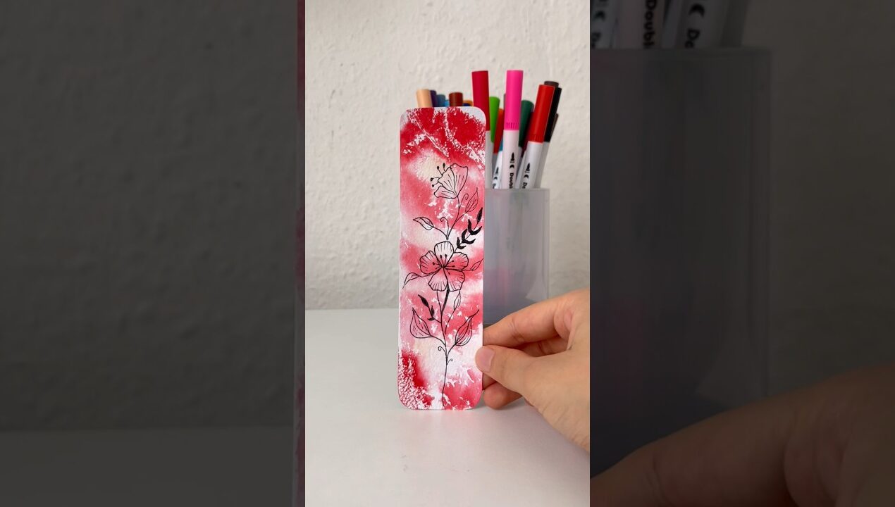 Simple & DIY Bookmark Idea #diy#ideas#art#painting#craft#bookmark#aesthetic#shorts#viralvideo