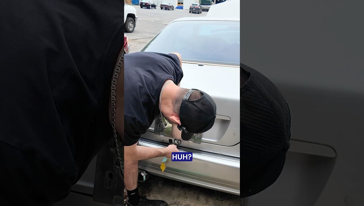 Battery stuck in the trunk? #automotive #Mercedes #diy #shorts