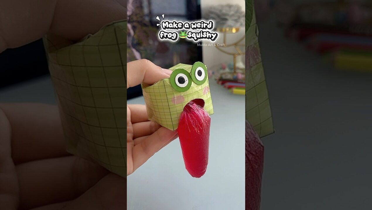 Make a weird frog 🐸 squishy with me ✨#shorts #art #diy #craft #youtubeshorts